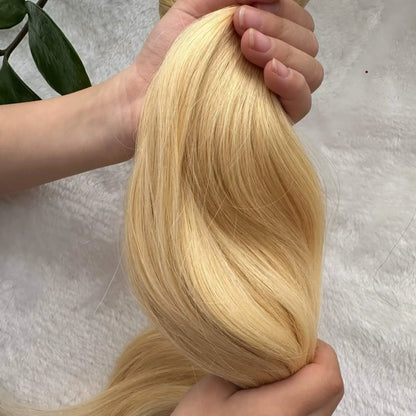 XF Deluxe clip-in hair extensions blonde 613 color